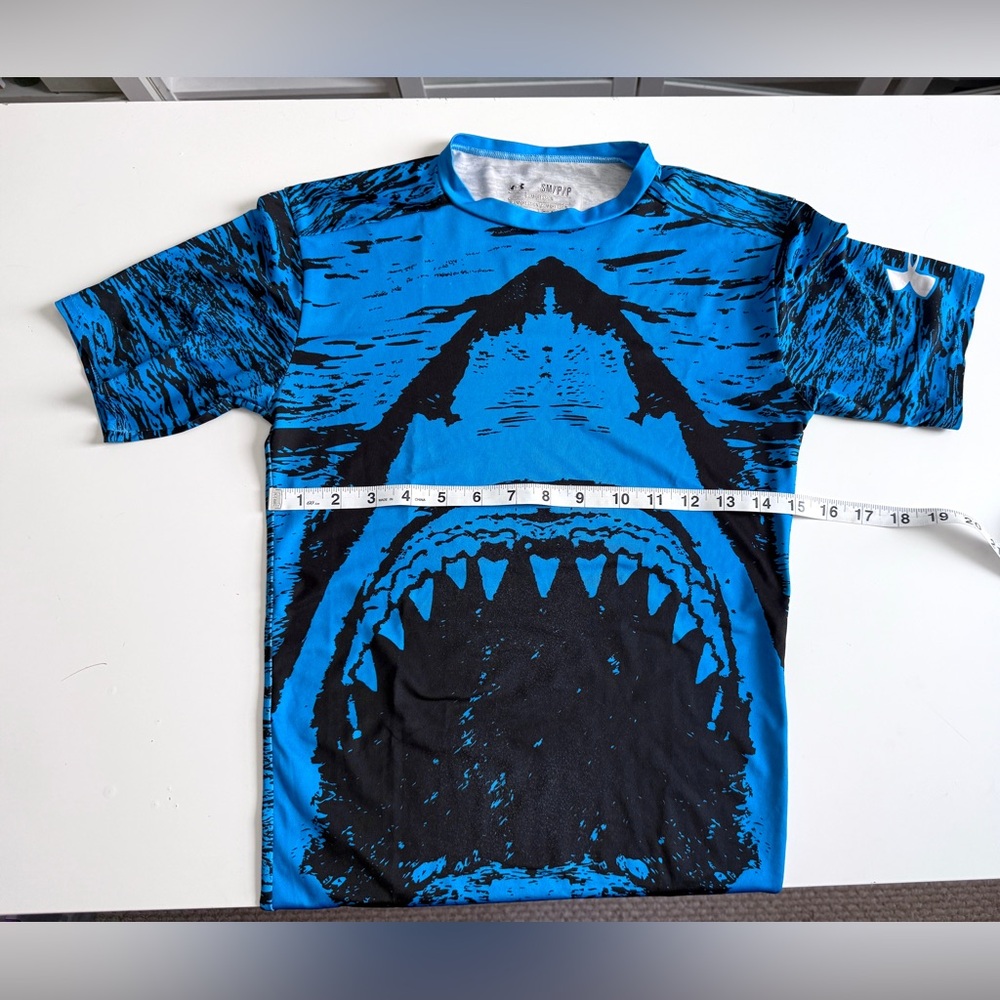 Alter Ego Beast Compression Shark Man Under Armour Tee Small Mens Shark Week